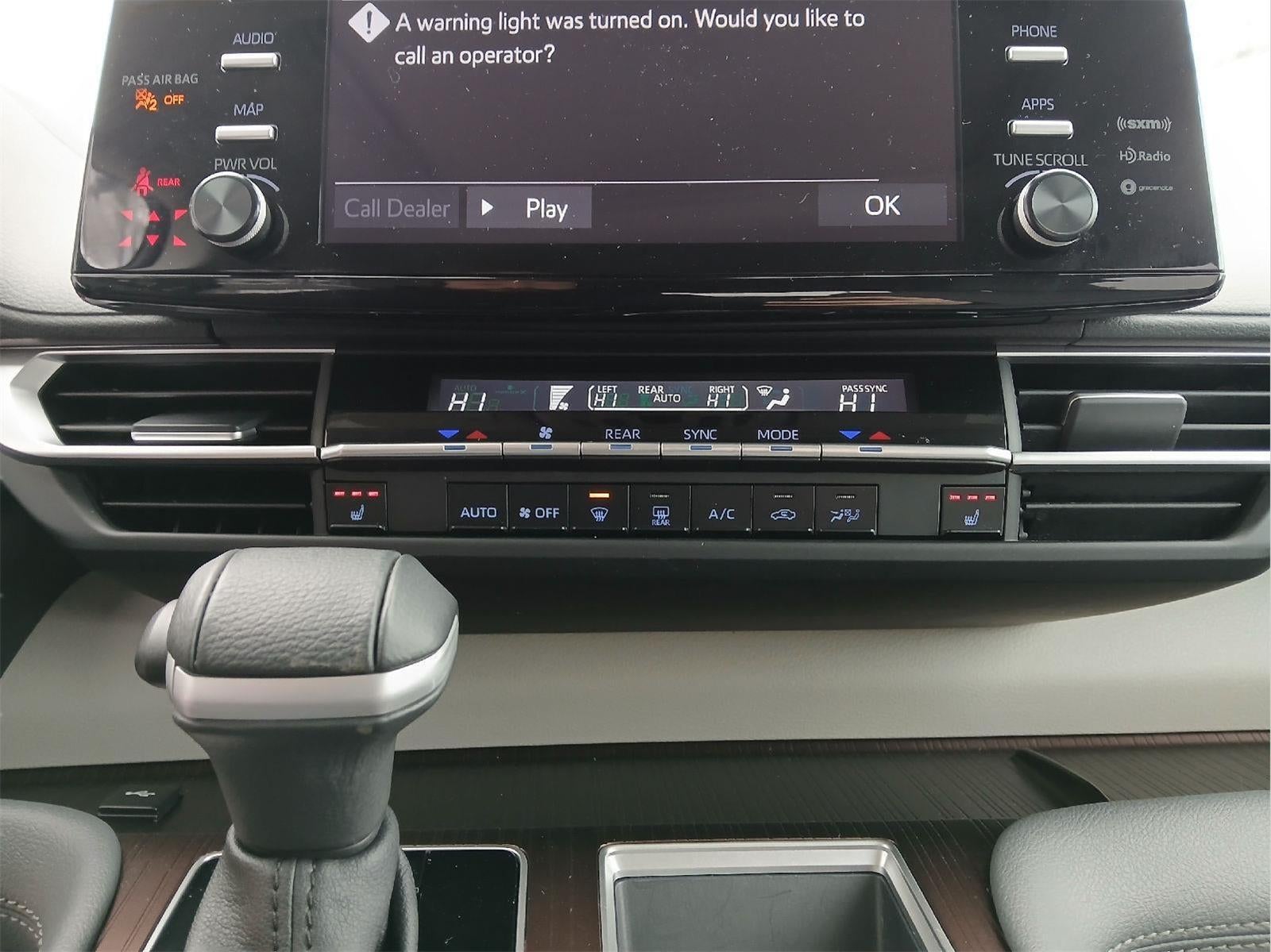 2024 Toyota SIENNA XLE MINIVAN