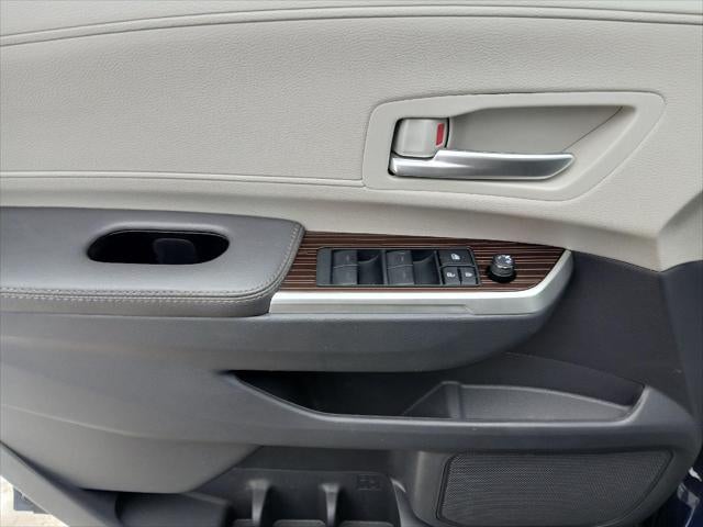 2024 Toyota SIENNA XLE MINIVAN