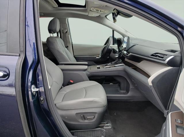 2024 Toyota SIENNA XLE MINIVAN