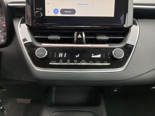 2025 Toyota COROLLA LE