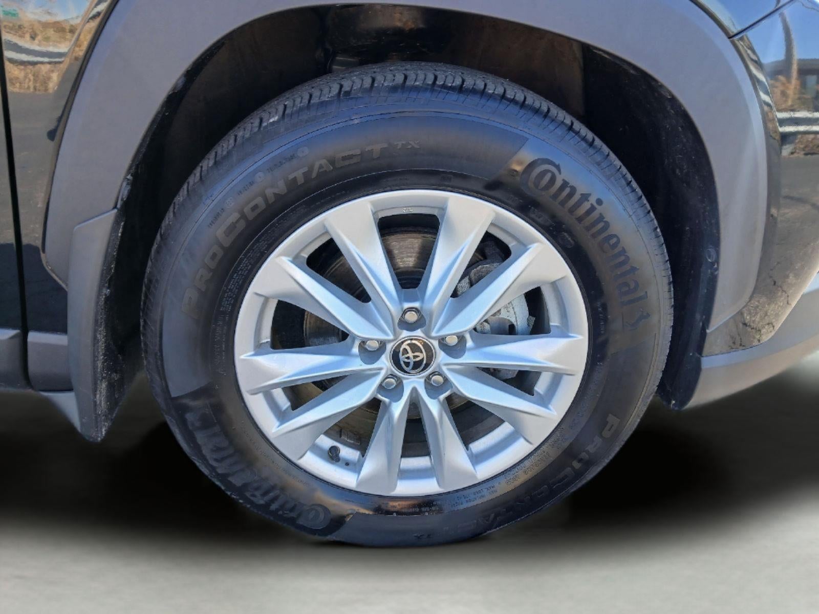 2023 Toyota Corolla Cross LE