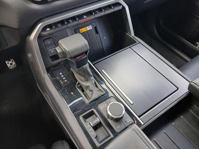 2024 Toyota SEQUOIA 4WD Platinum