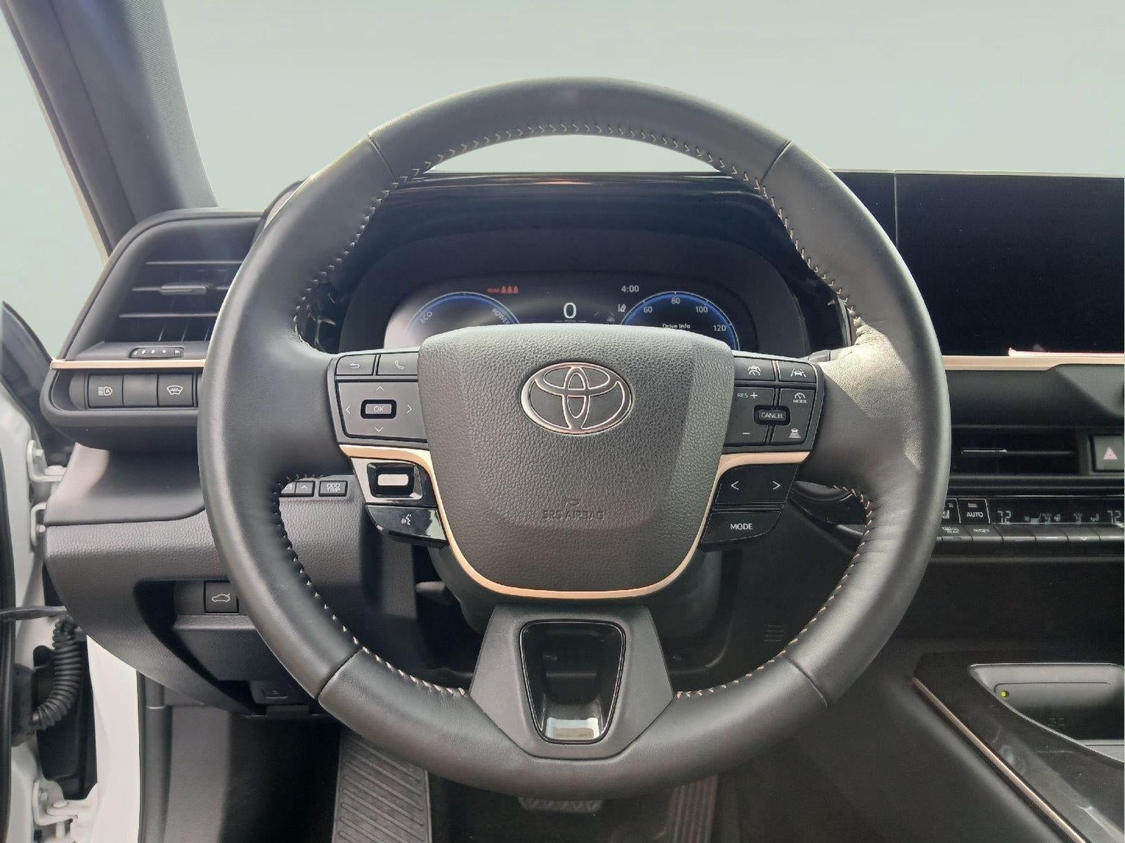 2025 Toyota Toyota Crown XLE