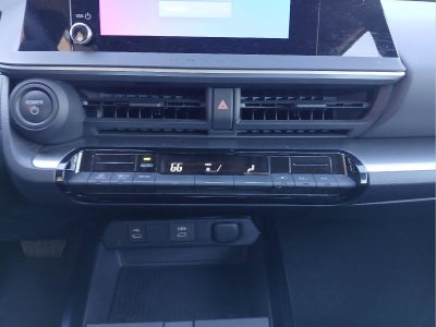 2023 Toyota Prius LE