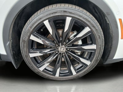 2025 Toyota CROWN PLATINUM AWD