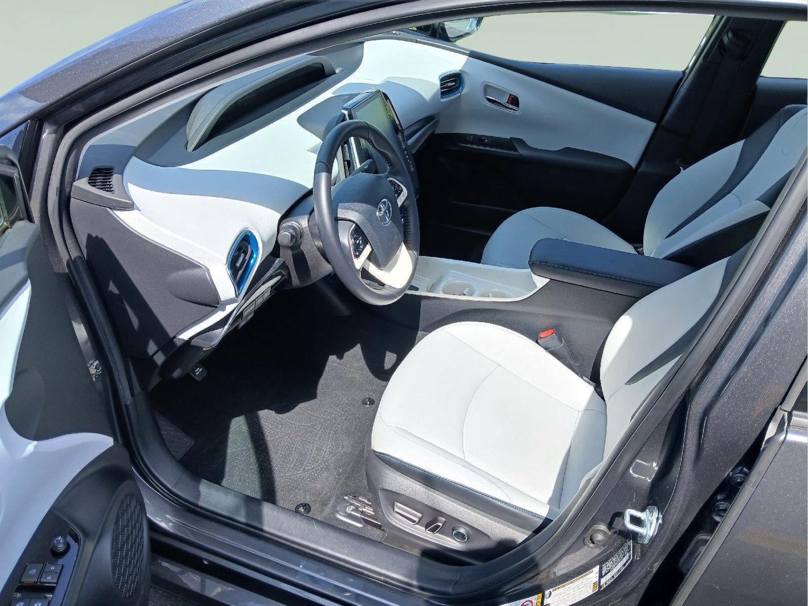 2017 Toyota Prius Prime Advanced