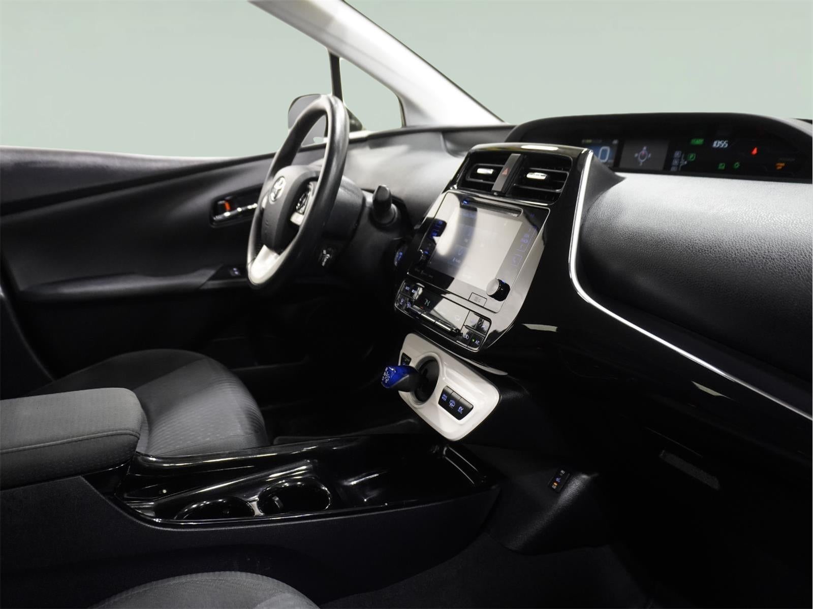 2017 Toyota PRIUS PRIME Plus