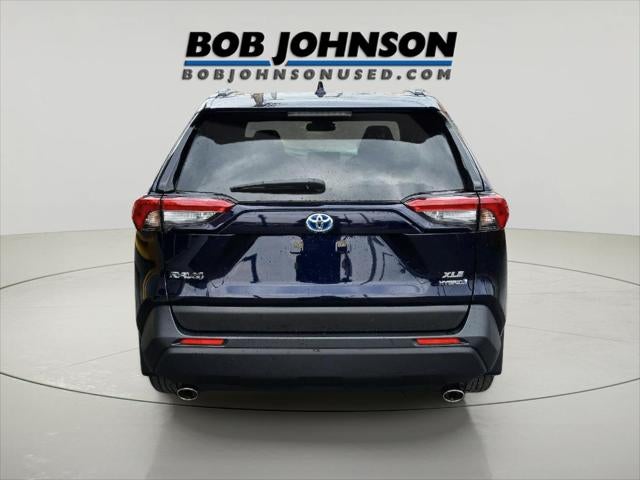 2023 Toyota RAV4 HYBRID XLE Premium