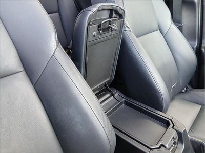 2016 Toyota RAV4 HYBRID SUV