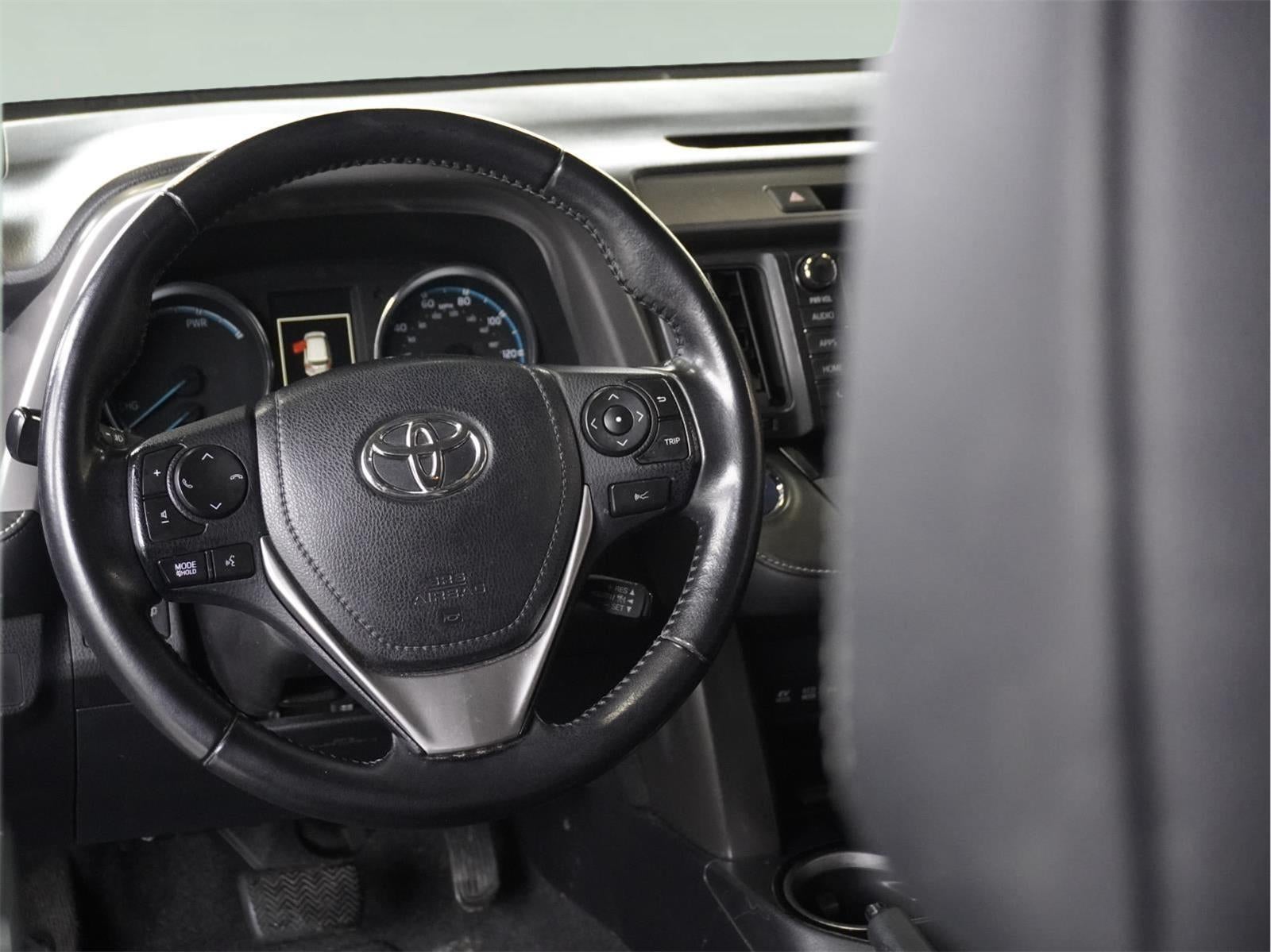 2016 Toyota RAV4 HYBRID Limited