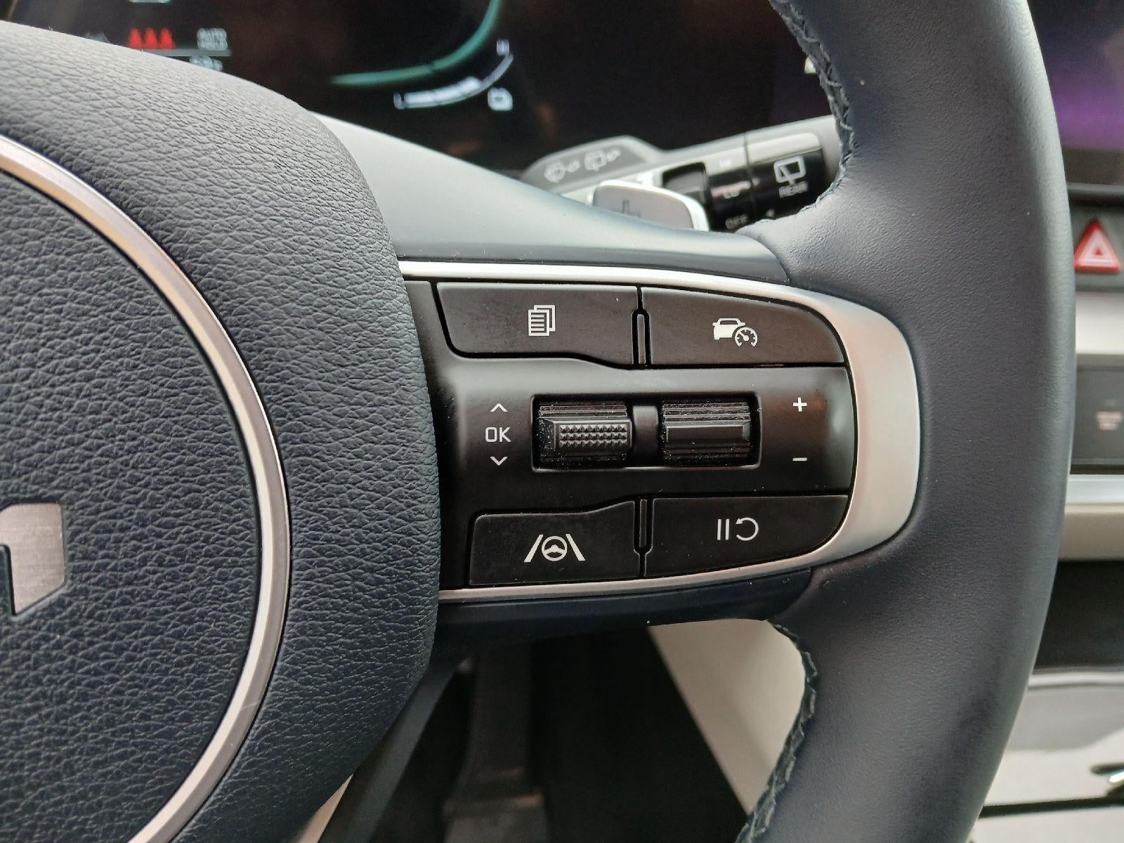 2023 Kia SPORTAGE HYBRID SUV