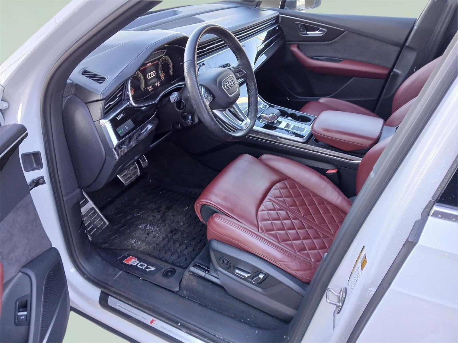 2021 Audi SQ7 Premium Plus