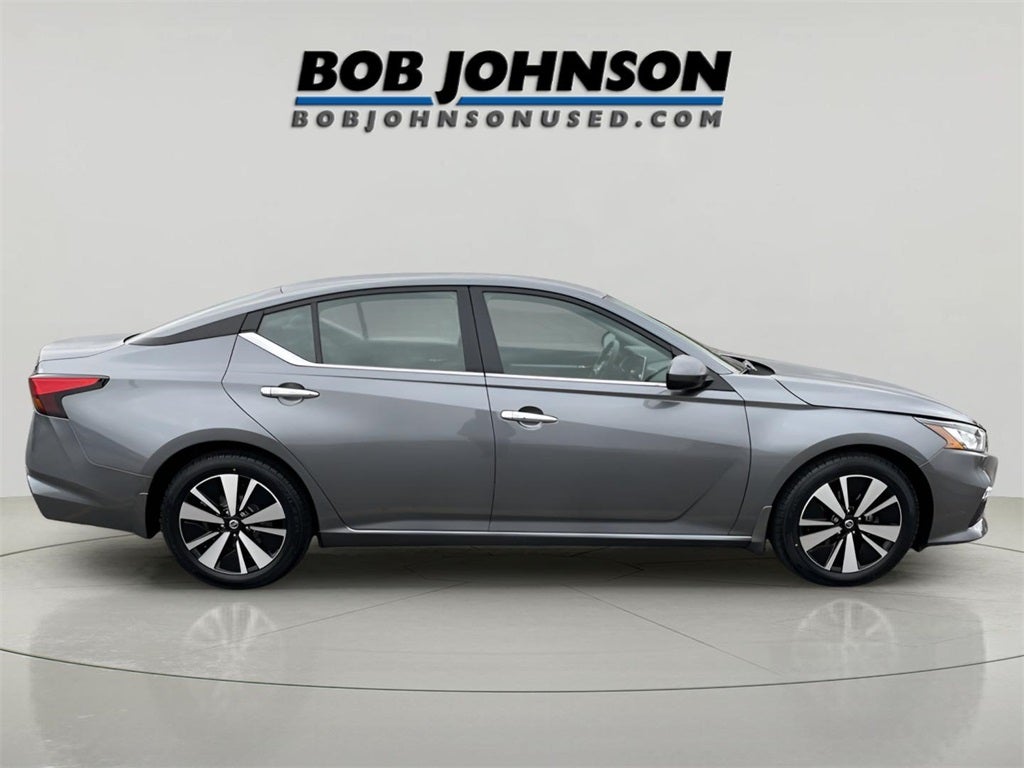 2022 Nissan Altima 2.5 SV Certified