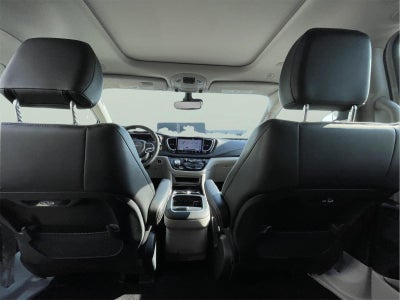 2023 Chrysler Pacifica Hybrid Limited
