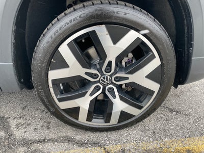 2022 Volkswagen Taos 1.5T SEL Certified