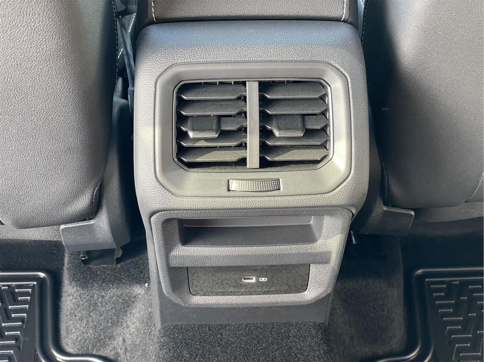 2023 Volkswagen Taos SEL