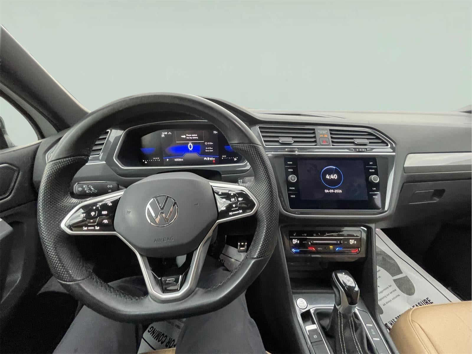 2023 Volkswagen Tiguan SE R-Line Black