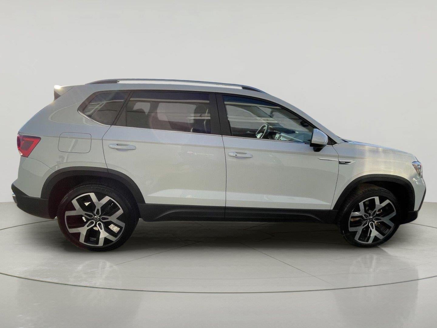 2022 Volkswagen Taos SEL