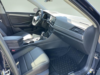 2023 Volkswagen Jetta SE