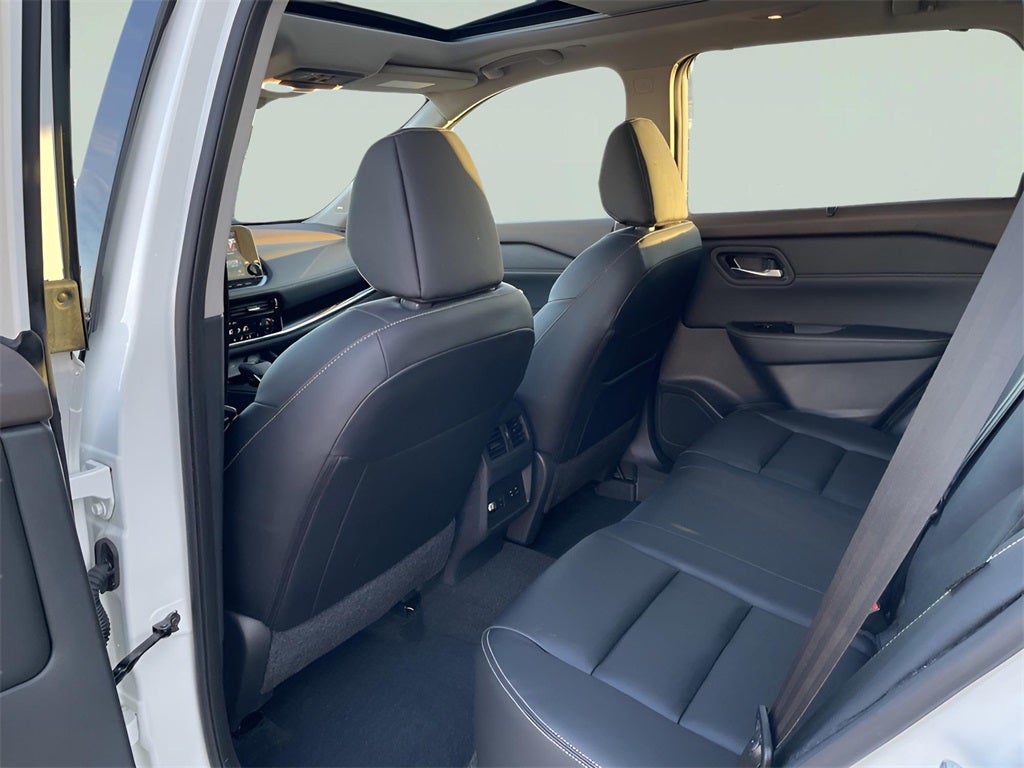 2023 Nissan Rogue SL Certified - *$500 CPO Rebate*