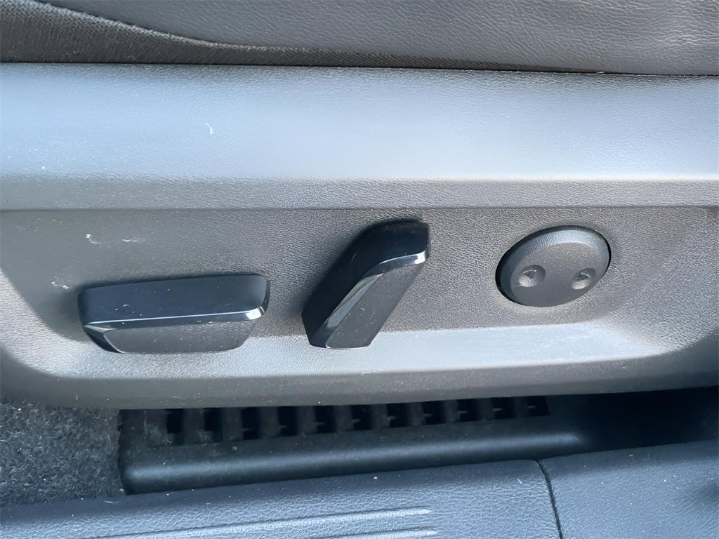 2023 Nissan Rogue SL Certified - *$500 CPO Rebate*