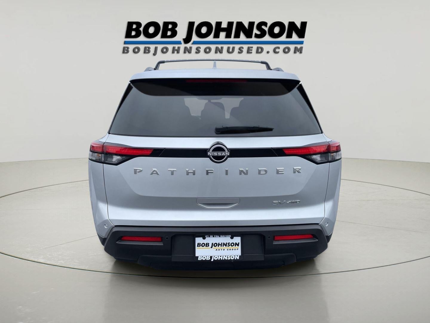 2022 Nissan Pathfinder SV