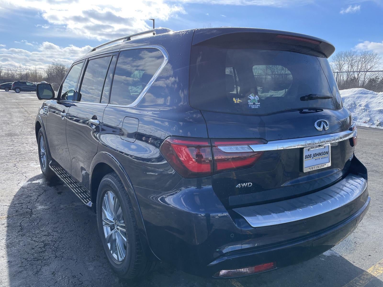 2022 INFINITI QX80 LUXE
