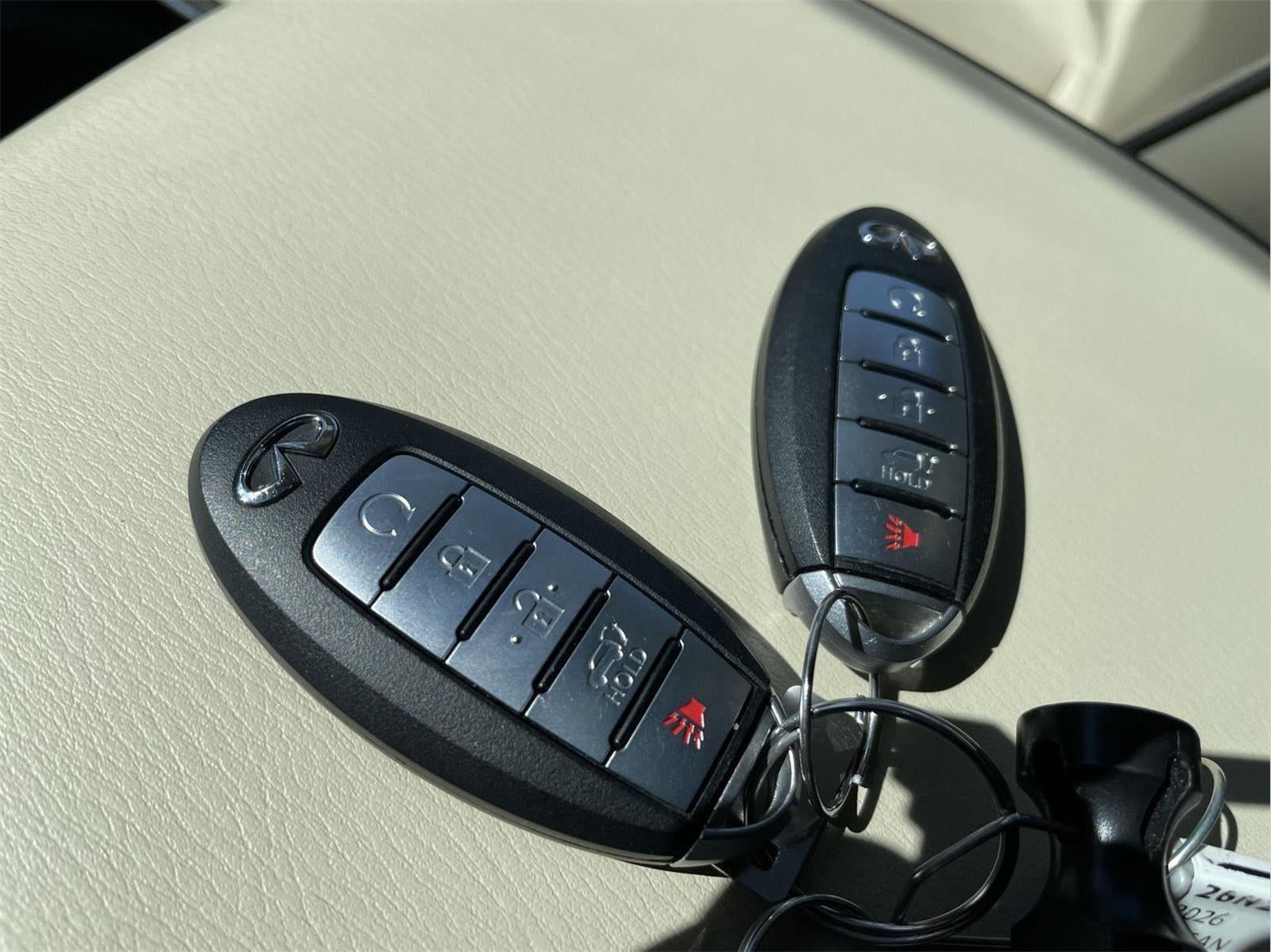 2022 INFINITI QX80 LUXE