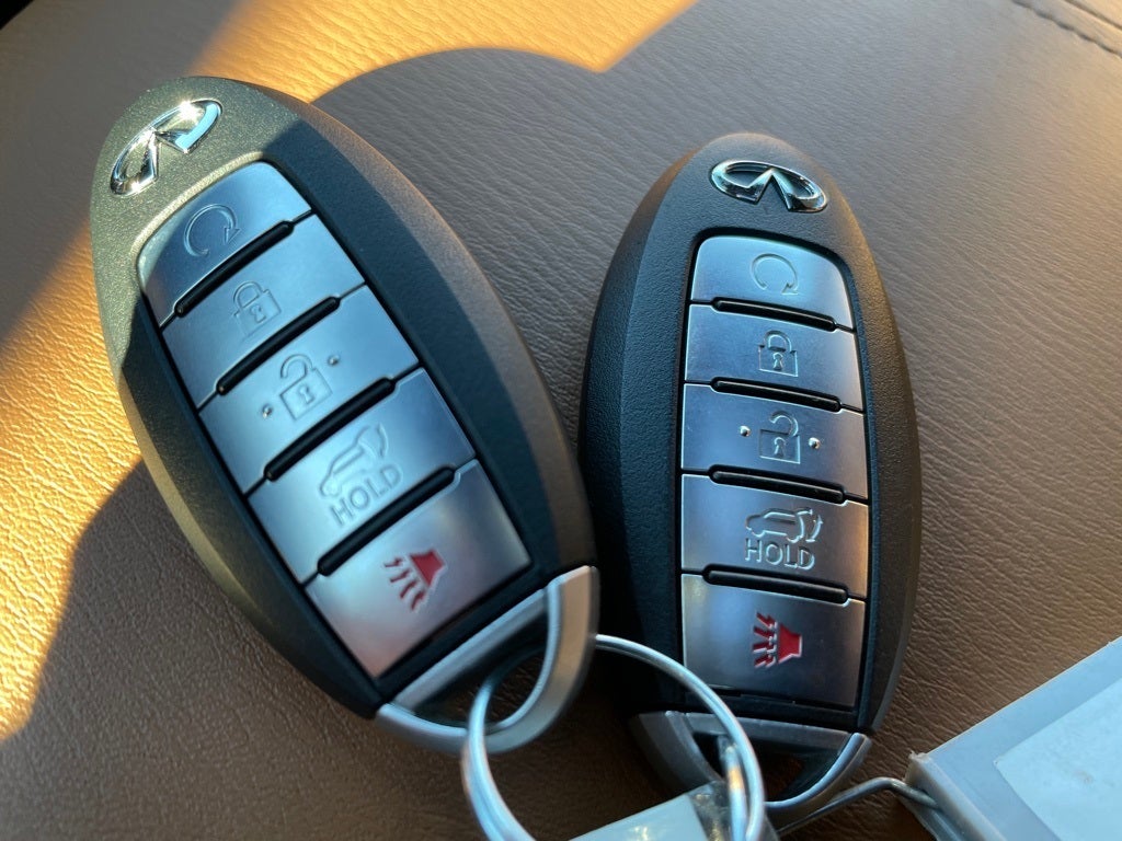 2024 INFINITI QX80 Sensory Certified