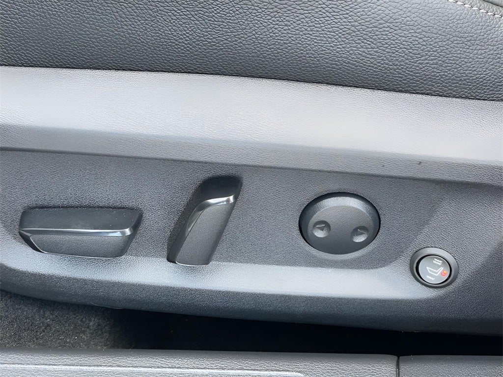 2024 Nissan Rogue SV Certified - Leather Heated seats *$500 CPO Rebate*