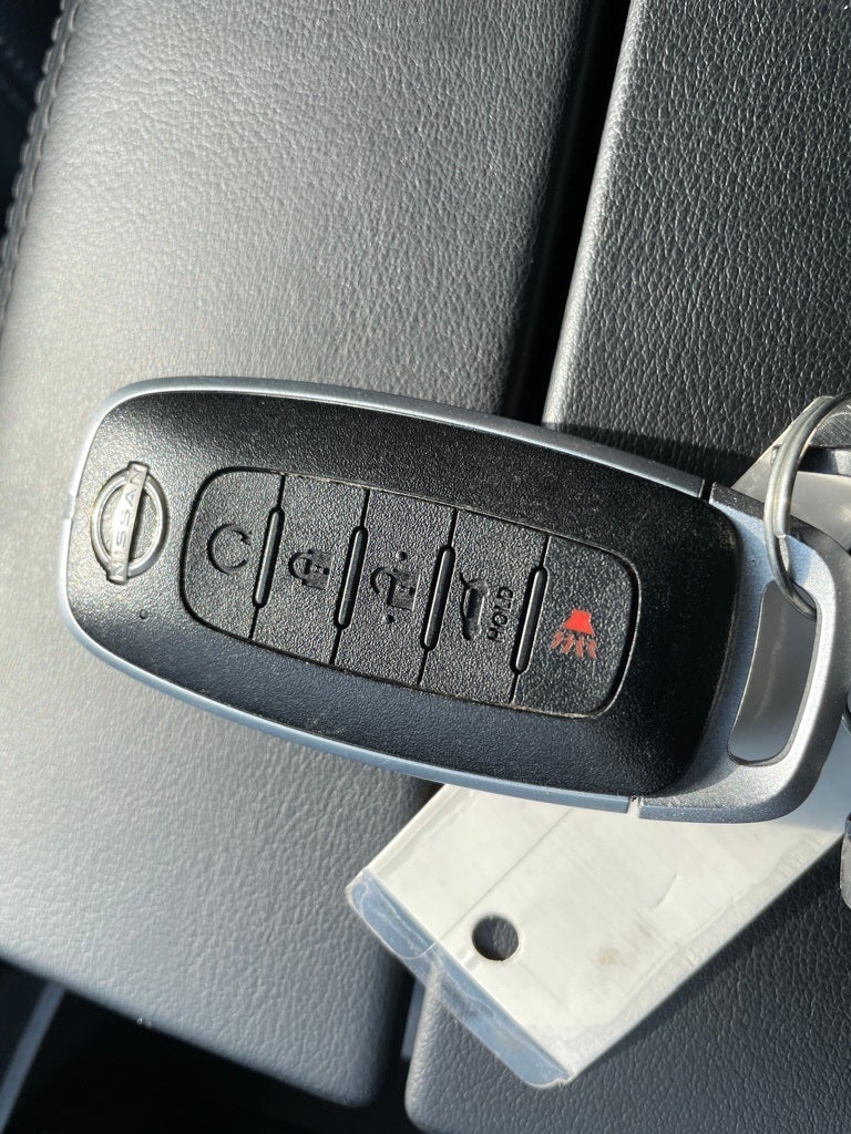 2024 Nissan Rogue SV Certified - Leather Heated seats *$500 CPO Rebate*