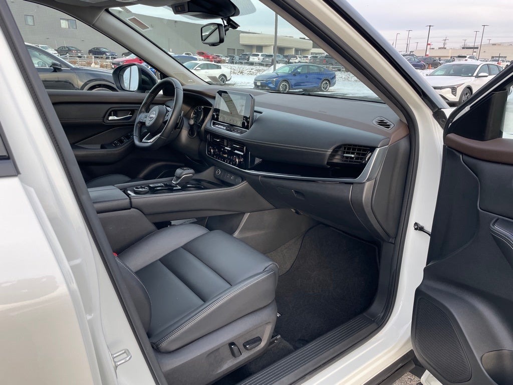 2023 Nissan Rogue SL Certified