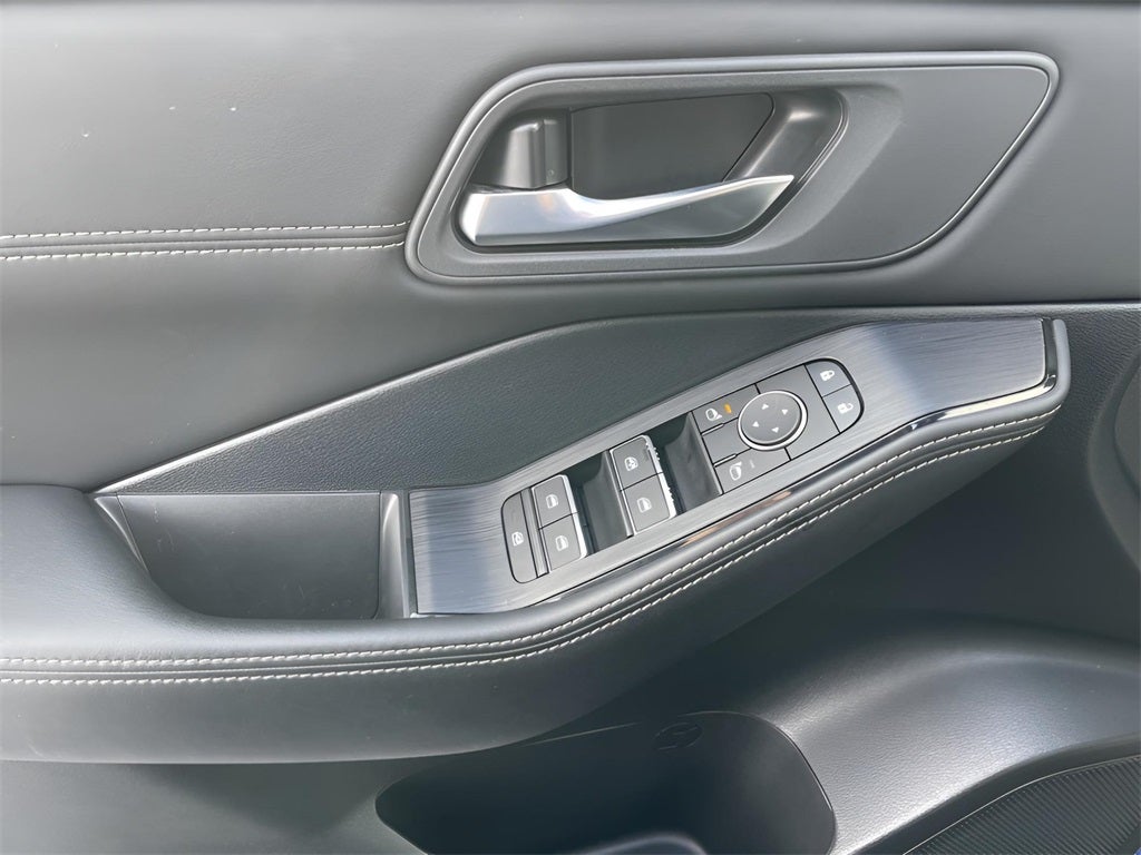 2024 Nissan Rogue SL Certified *$500 CPO Rebate*