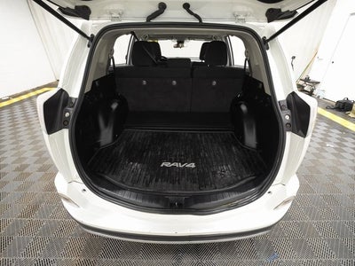 2017 Toyota RAV4 Hybrid XLE