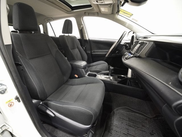 2017 Toyota RAV4 Hybrid XLE