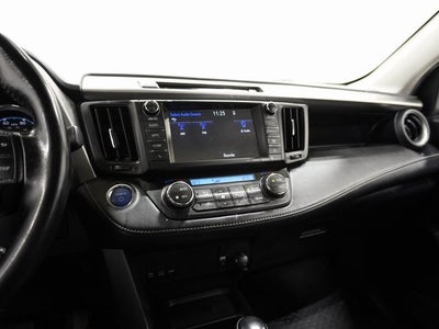 2017 Toyota RAV4 Hybrid XLE