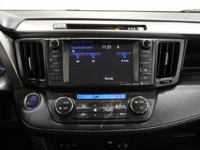 2017 Toyota RAV4 Hybrid XLE