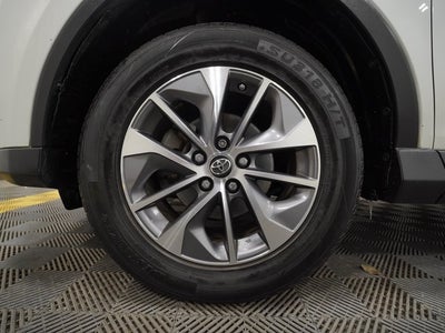 2017 Toyota RAV4 Hybrid XLE