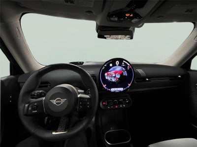 2025 MINI Cooper S Signature Plus - Certified **$2500 Rebate**