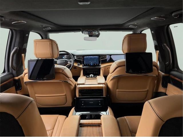 2022 Jeep Grand Wagoneer Series III