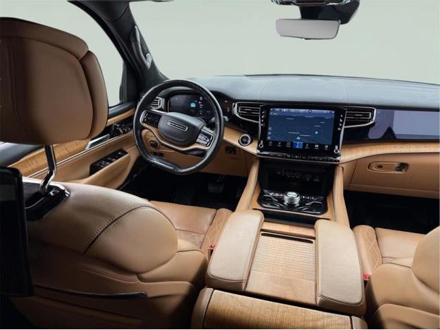 2022 Jeep Grand Wagoneer Series III