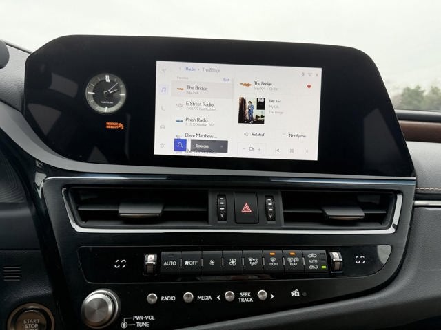 2023 Lexus ES 250 AWD 