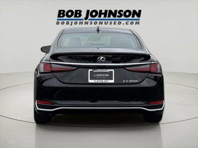2024 Lexus ES 300h 