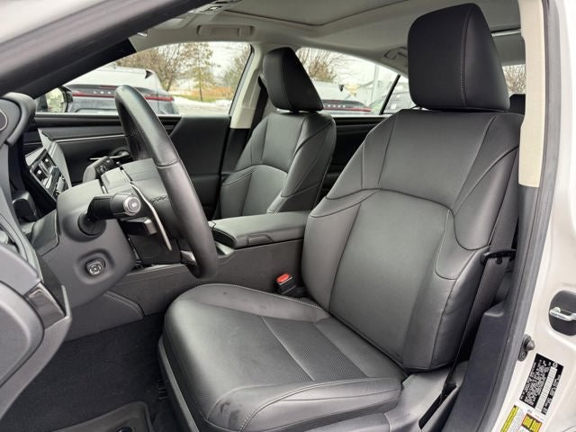 2024 Lexus ES 300h 300h