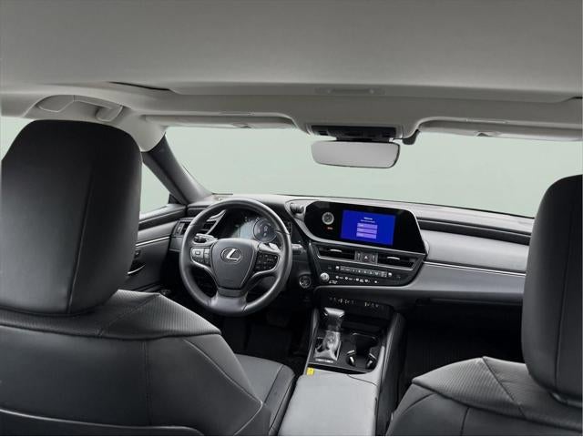 2024 Lexus ES 300h 300h