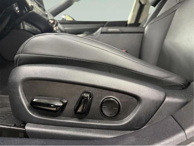 2023 Lexus ES 350 Base