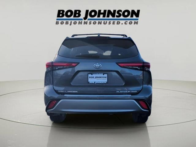 2023 Toyota Highlander Platinum