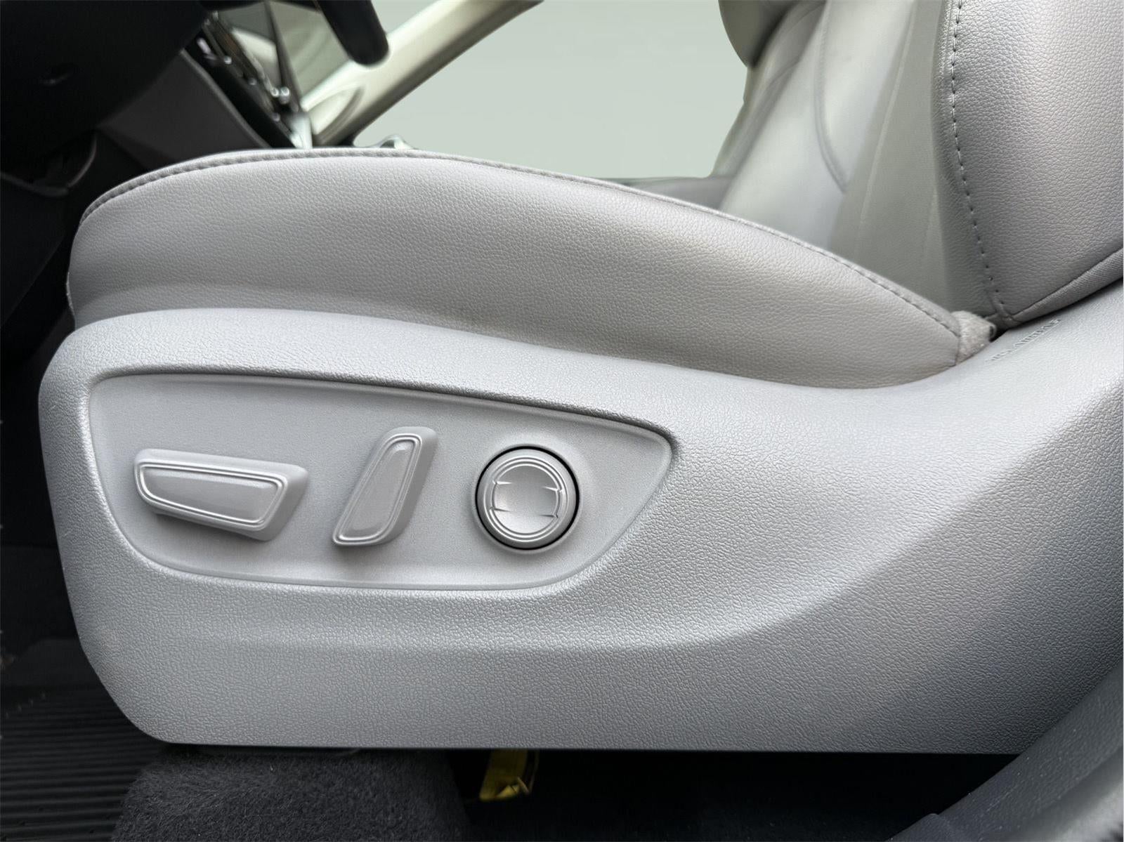 2021 Toyota Highlander Hybrid Limited