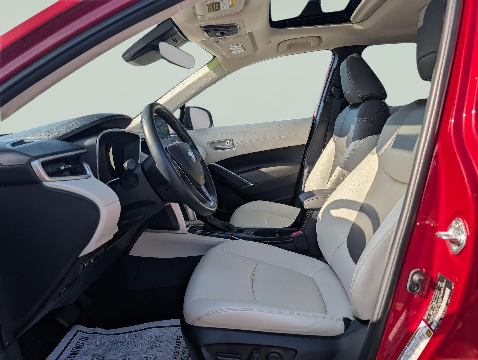 2023 Toyota Corolla Cross XLE