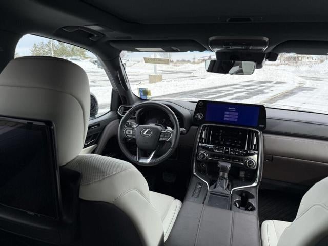 2025 Lexus LX 600 LUXURY